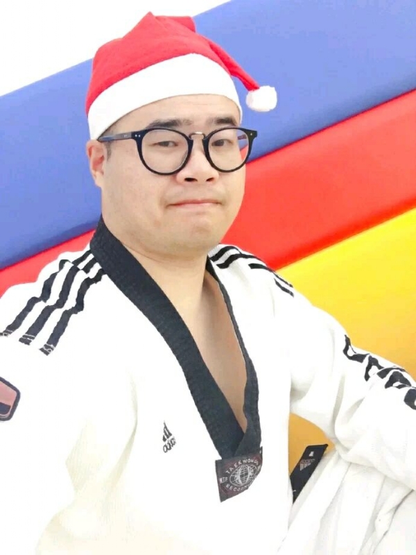 何当重相见的第一张照片--福鼎婚介网