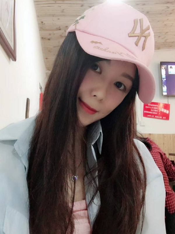 丹丹的第三张照片--福鼎婚介网