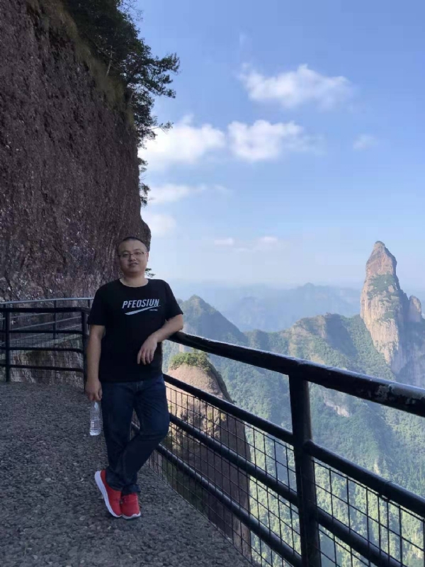 不杵于物的第一张照片--福鼎婚介网