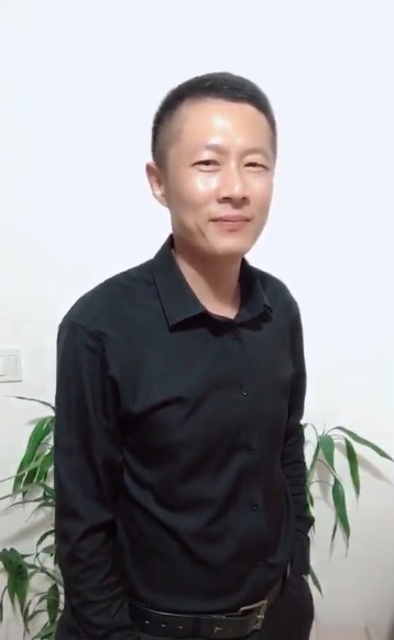 地huhi的第一张照片--福鼎婚介网