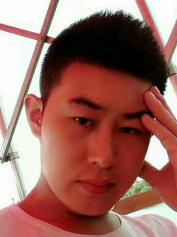 淡漠的第一张照片--福鼎婚介网
