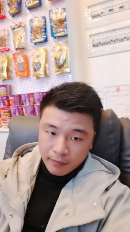 小宇的第一张照片--福鼎婚介网