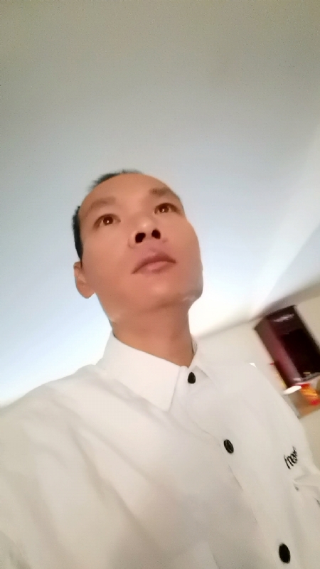 只影向谁去的第五张照片--福鼎婚介网