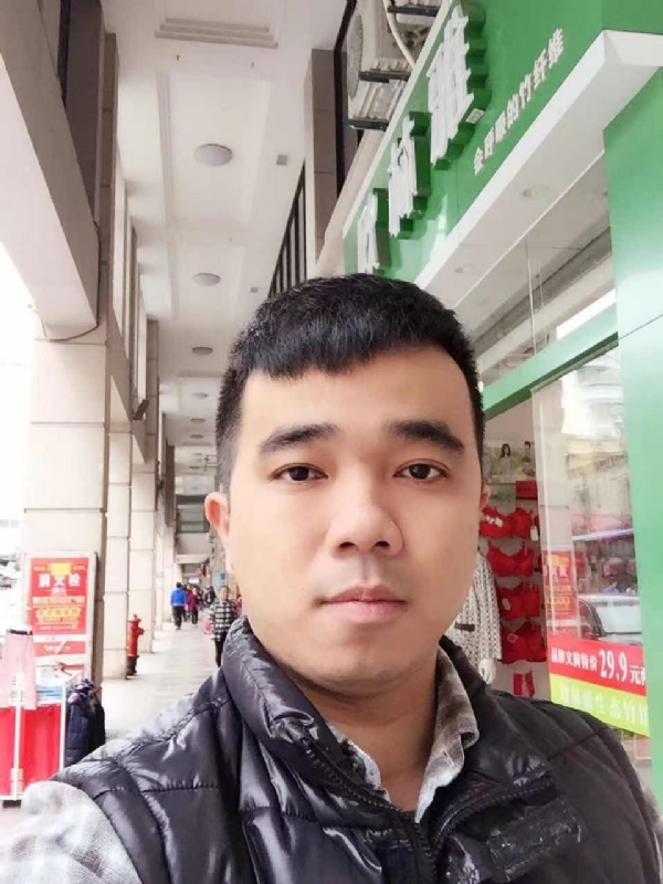 小小怪兽的第一张照片--福鼎婚介网