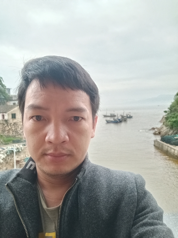 啊亮的第一张照片--福鼎婚介网