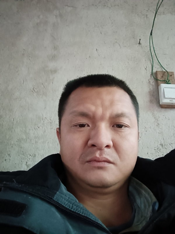 兰成龙的第二张照片--福鼎婚介网