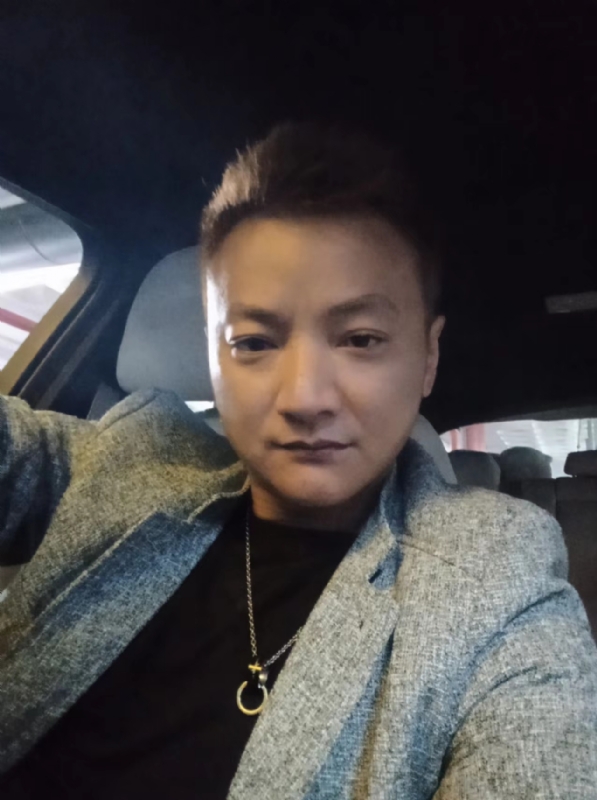夜、有雨敲窗的第三张照片--福鼎婚介网