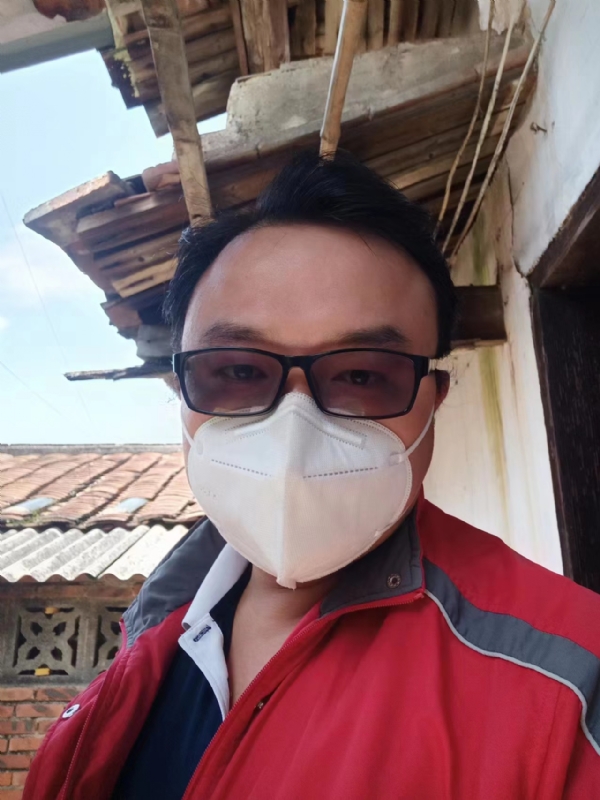如影随形的第一张照片--福鼎婚介网
