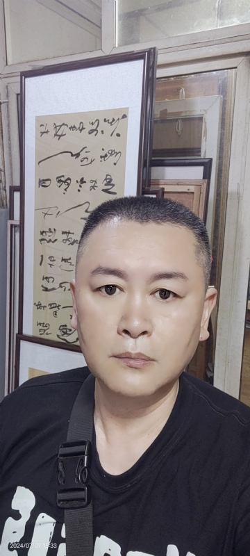 永恒的瞬间的第一张照片--福鼎婚介网